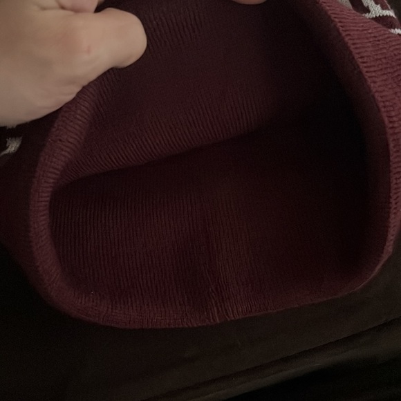 Victoria’s Secret “Pink” winter hat, one size fits all. - Picture 4 of 6